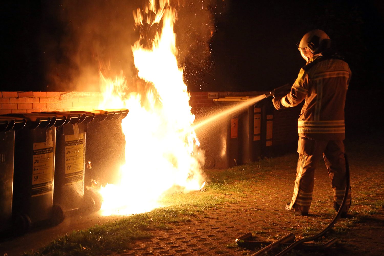 Informationen zum Einsatzgeschehen von Feuerwehr und Rettungsdienst in der Landeshauptstadt Dresden vom 26. September 2025