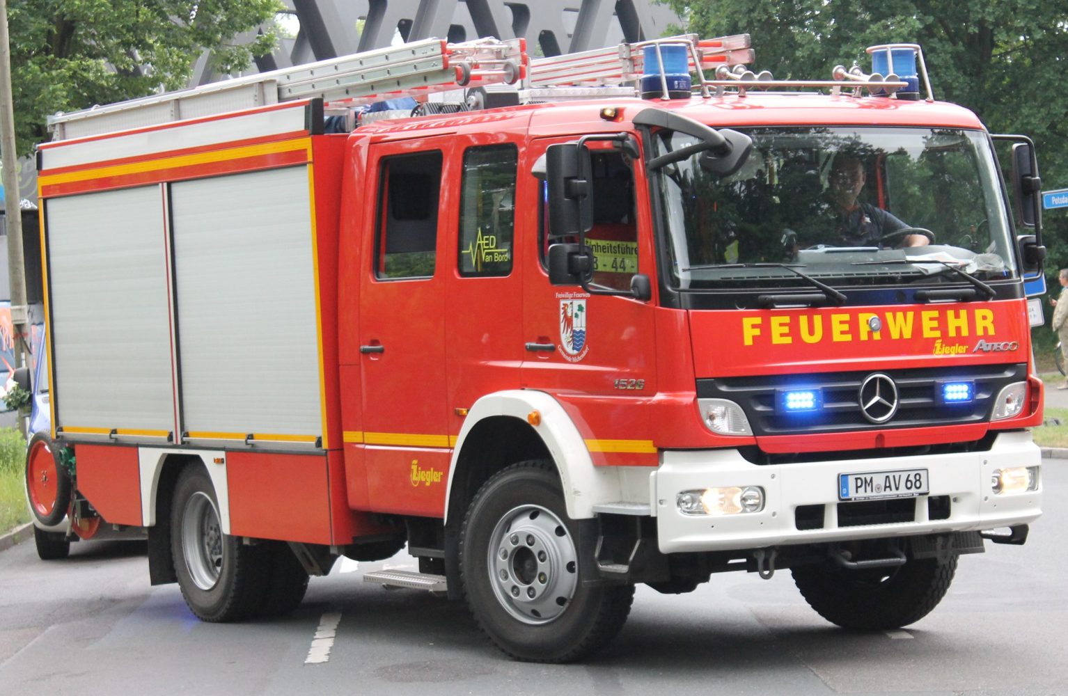 Leblose Person aufgefunden nach Brand in Wohnhaus