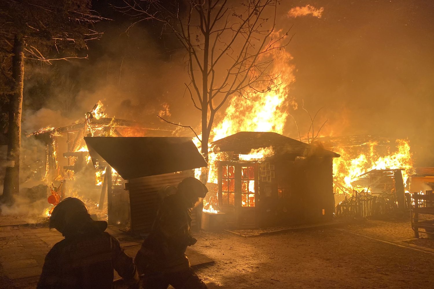 Informationen zum Einsatzgeschehen von Feuerwehr und Rettungsdienst in der Landeshauptstadt Dresden vom 24. Dezember 2025