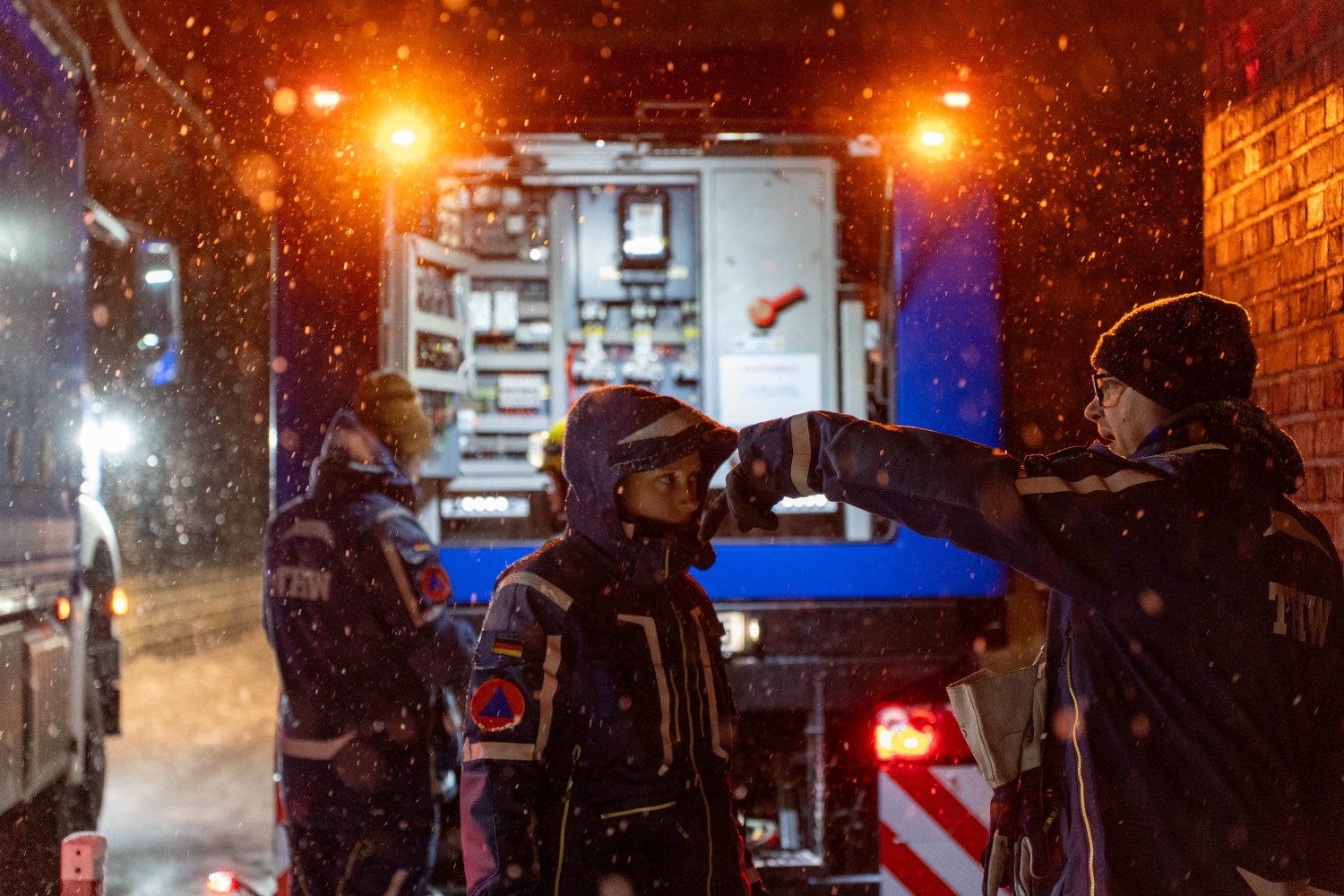 Großflächiger Stromausfall im Südwesten Berlins - THW unterstützt mit Notstrom und Notrufannahmestellen
