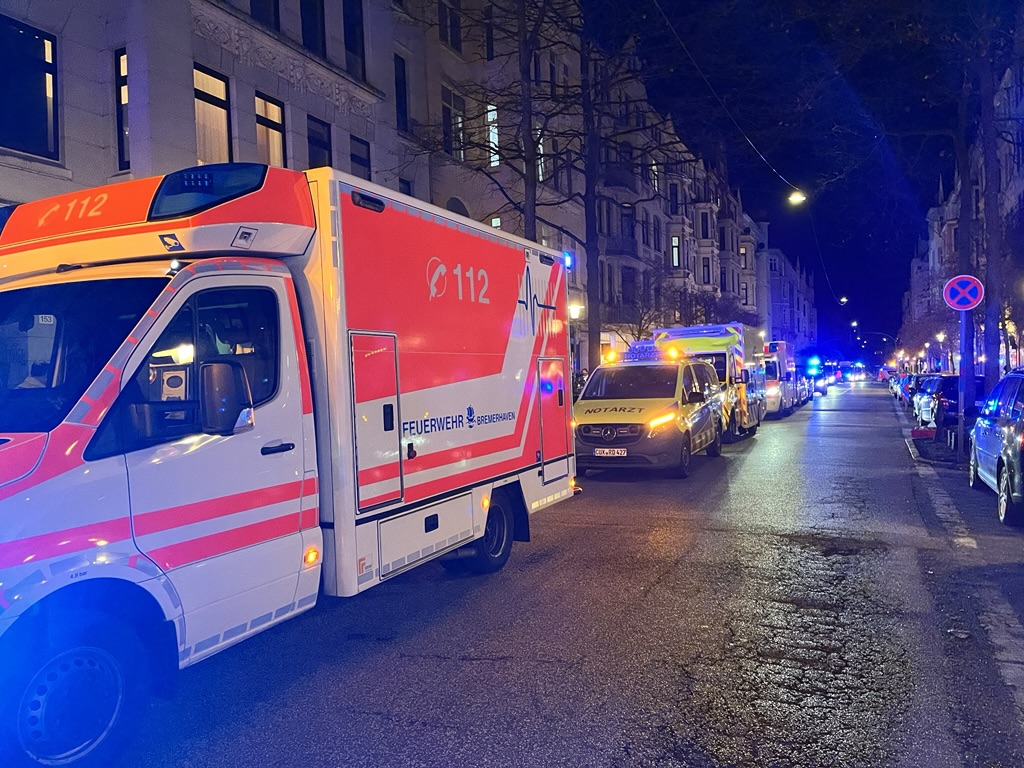 CO-Alarm in Mehrfamilienhaus - 17 Personen evakuiert