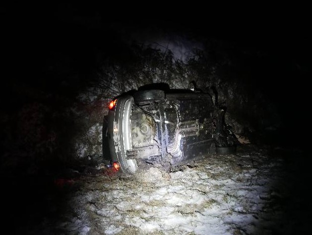 Folgenschwerer Verkehrsunfall auf der A1: Vier Leichtverletzte und alkoholisierter Unfallbeteiligter