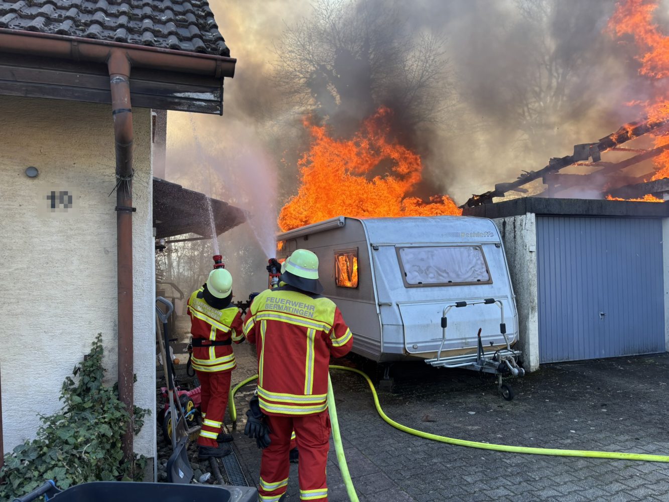 Großeinsatz für die Feuerwehr: Wohnhausbrand in Bermatingen